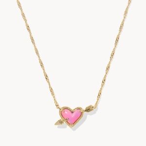 Kendra Scott Ari Heart Arrow Gold Short Pendant in Pink Opalescent Resin